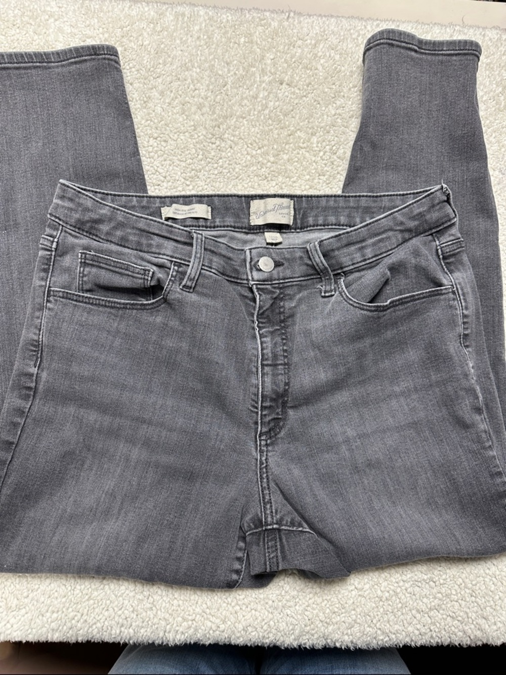Universal Thread High Rise  Gray Skinny Slim Leg Jeans 14 / 32s